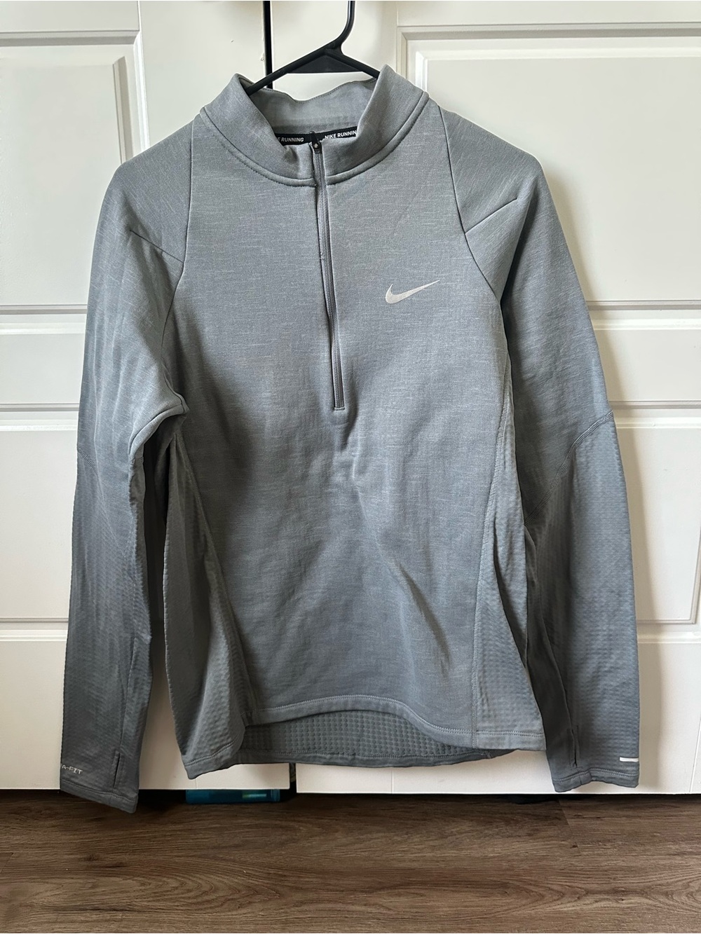 Nike Men’s Grey Quarter-Zip Performance Sweater